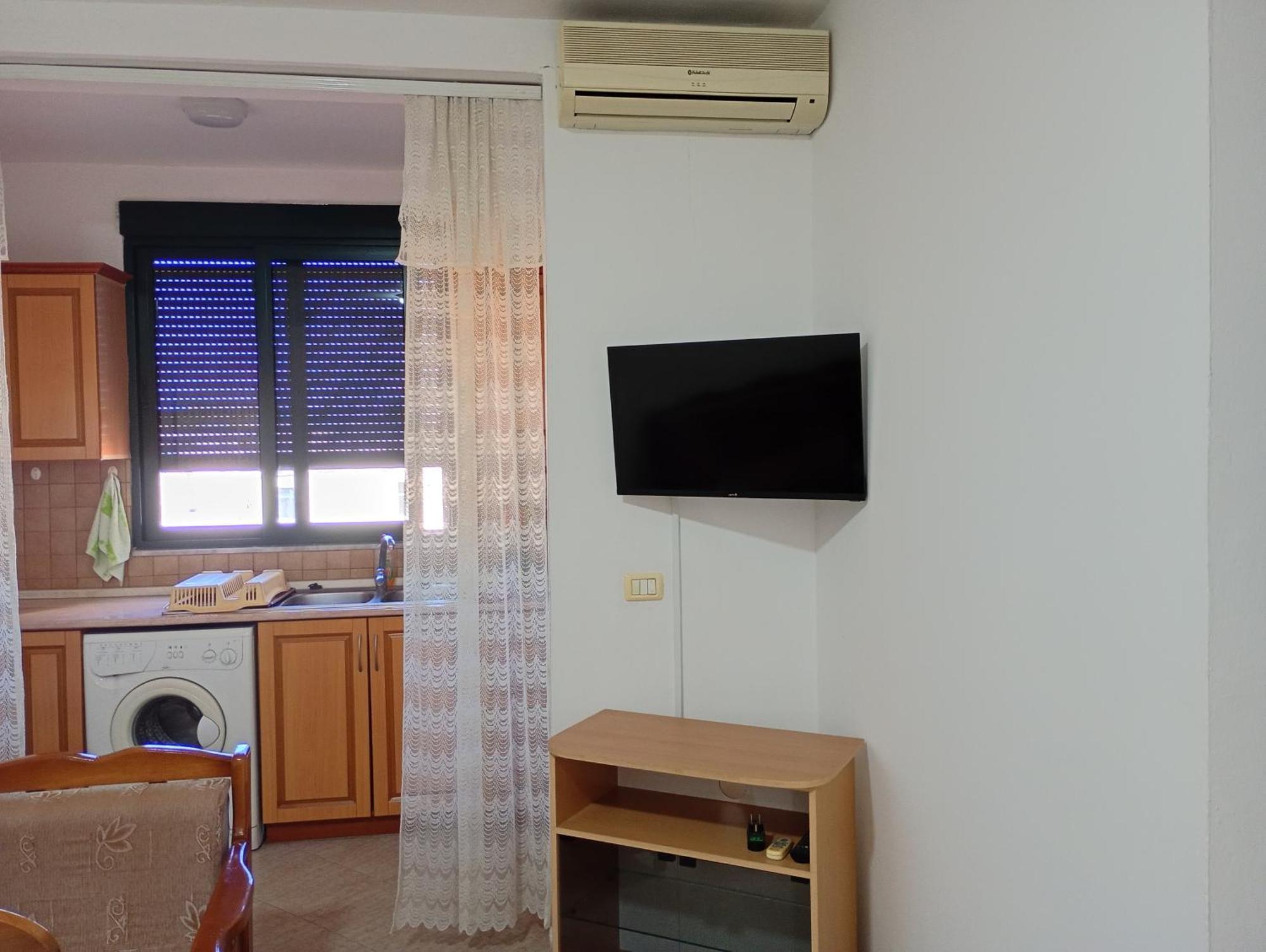 Cheap And Cozy For Rent In 100m By The *